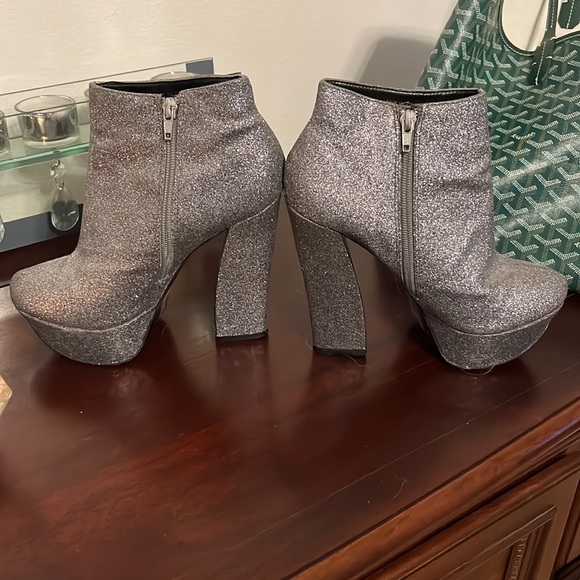 Platform Silver Glitter Disco Shoes dv by Dolce Vita Size 7 - Picture 3 of 7